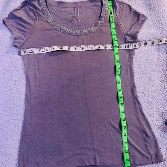 Juicy Couture short sleeve silver top - Picture 4 of 5
